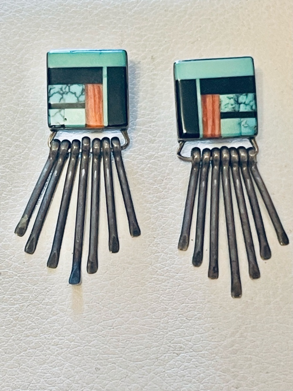 VTG SOUTHWEST Native American Zuni STERLING SIVER Turquoise earrings